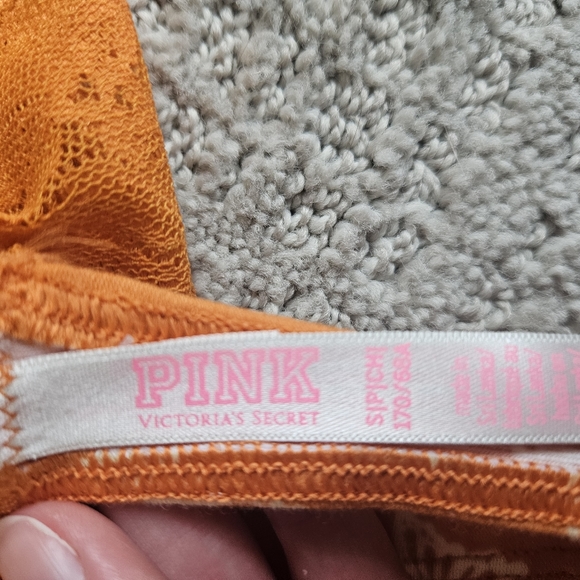 Pink Thong with butterflies - Picture 2 of 3